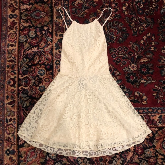 Tobi Dress Perfect for Graduation - Picture 3 of 7